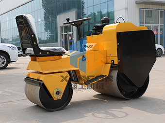 液壓小型壓路機(jī)油溫過高會(huì)對設(shè)備產(chǎn)生哪些影響
