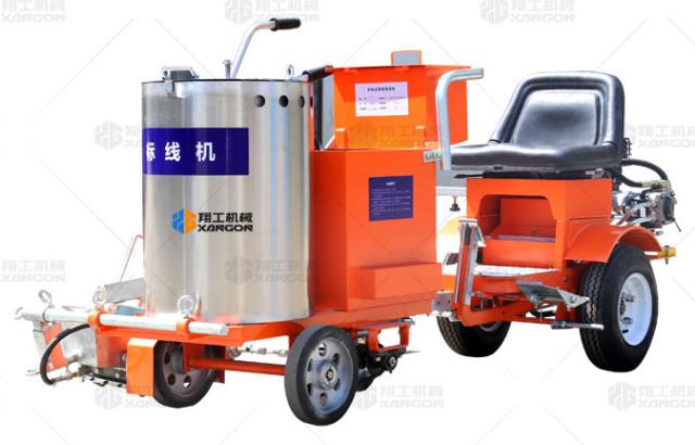熱熔劃線機配置助力車，高施工高標線質(zhì)量